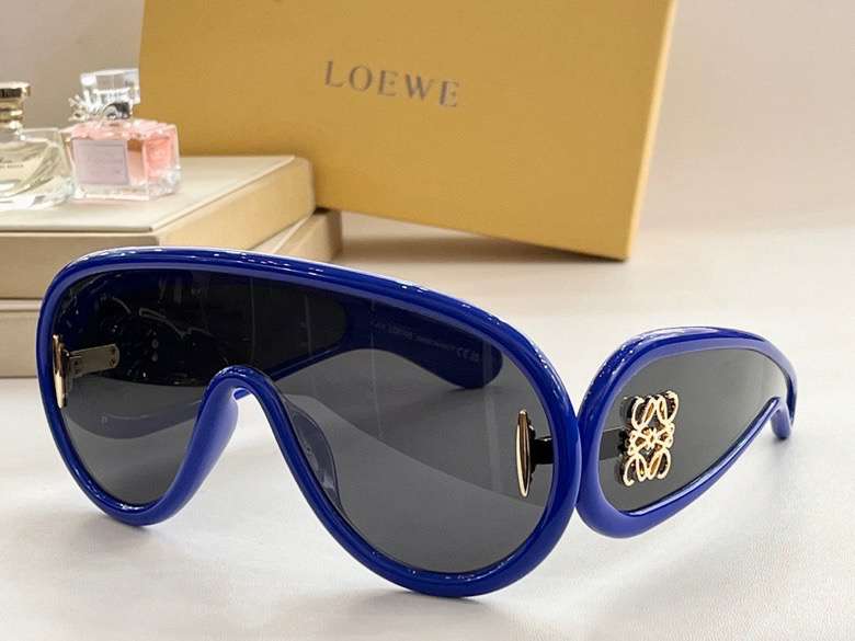 Picture of Loewe Sunglasses _SKUfw51902549fw